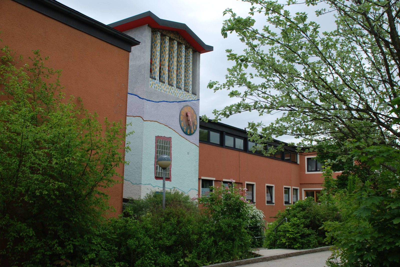 Stiftung St. Zeno Kirchseeon LERNEN SIE UNS KENNEN