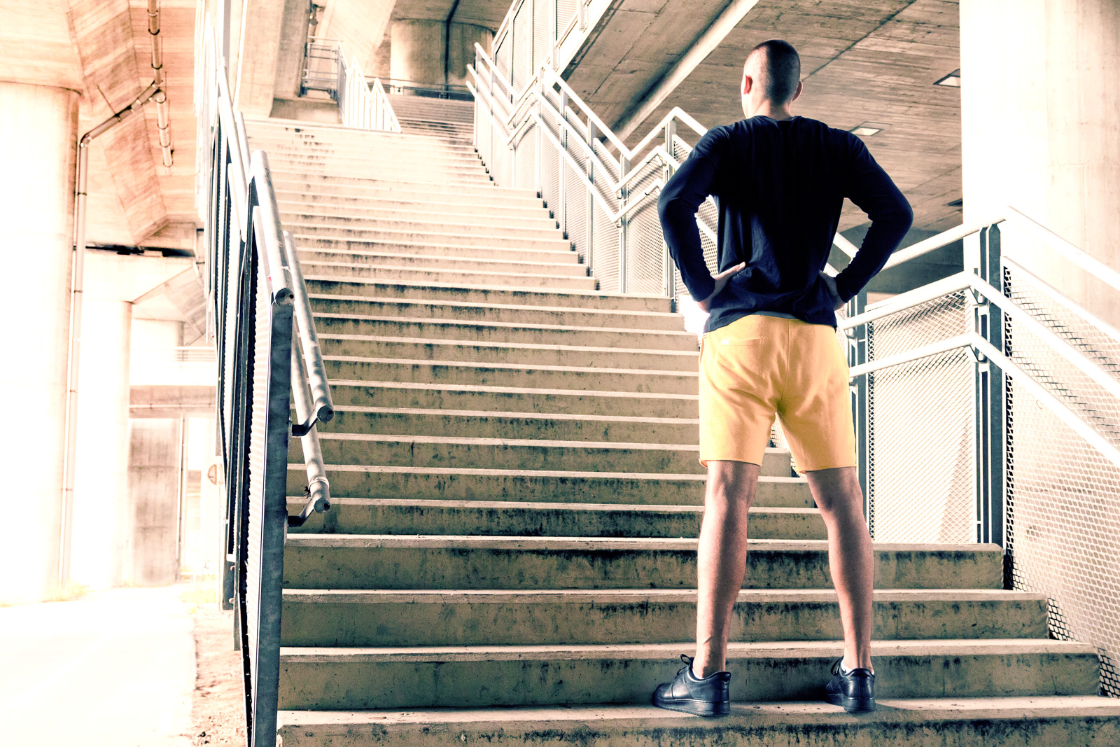 Young sport man preparing for a challenge in urban environment.